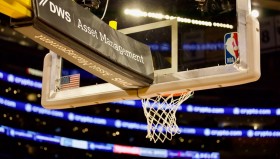 场均25+5+8！年薪不到百万？火箭队成功捡漏，乌度卡盛赞第4控卫