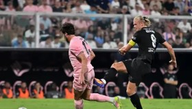 国米2-1战胜老对手，齐沃成功引领蓝黑军重回巅峰状态