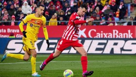 巴塞罗那主场迎战赫塔菲：诺坎普球场巴萨力争胜利